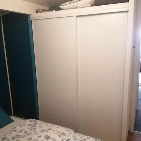 Petite Habitation Meublee Apartamento Biganos Exterior foto